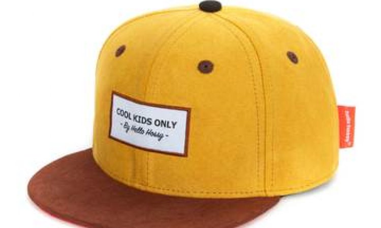 Vente de casquettes en daim pour filles & garçons "Cool Kids Only" à Saint-Julien-en-Genevois